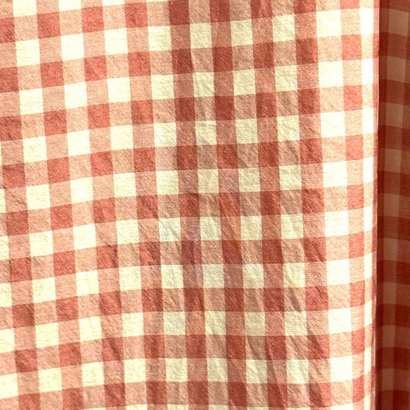 Apuntob Sleeveless Red Gingham Dress - Picture 2 of 3